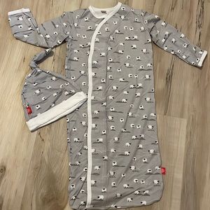 Magnetic Me gown with matching hat